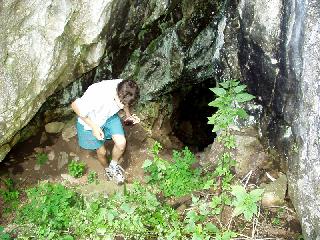 Besná diera - jaskyňa
