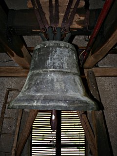 Drnava - kostol - zvon 2